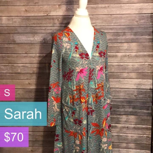 Lularoe Mystery box - Picture 3 of 3